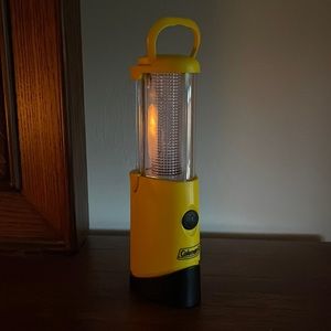 Coleman handheld mini lantern